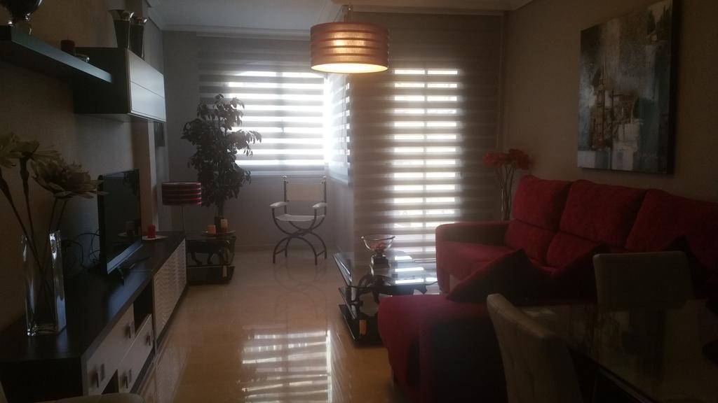 Apartamento Eduardo Dato Севілья Екстер'єр фото