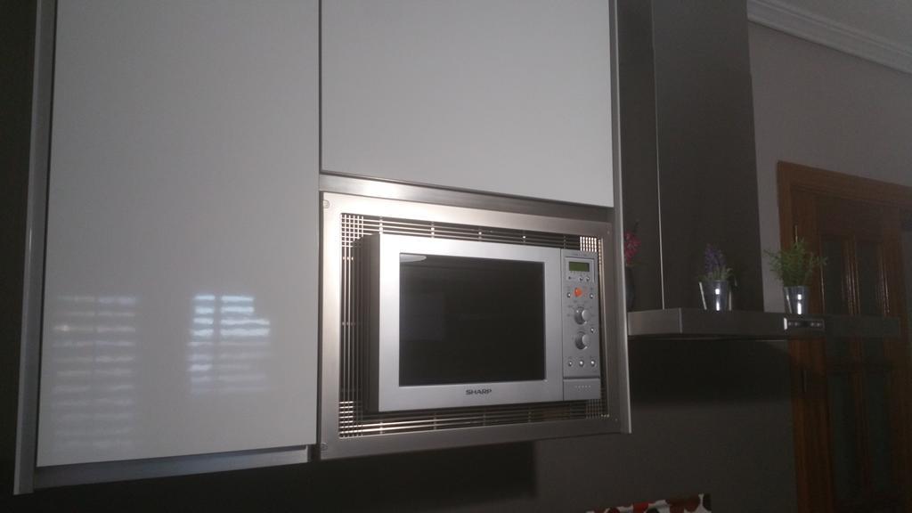 Apartamento Eduardo Dato Севілья Екстер'єр фото