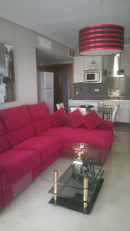 Apartamento Eduardo Dato Севілья Екстер'єр фото